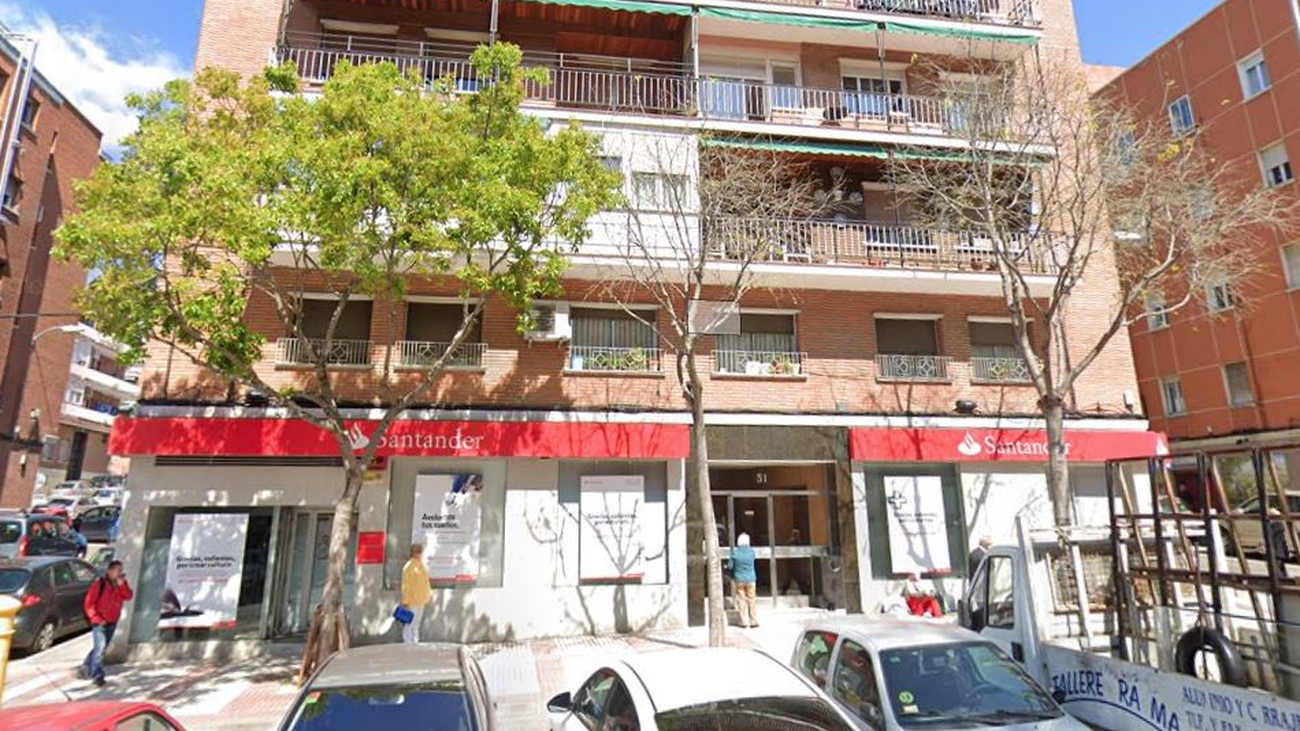 Hallan en Ciudad Lineal el esqueleto momificado de una mujer que llevaba 15 años muerta en su piso