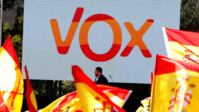 Abascal reprocha a PP y Cs sus "paños calientes" en la defensa de España