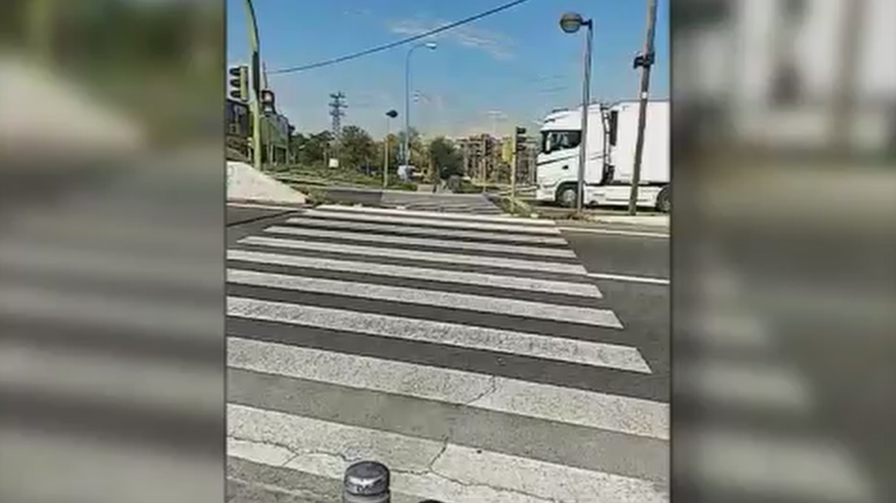 El "peligroso" paso de cebra que preocupa a los vecinos de Leganés