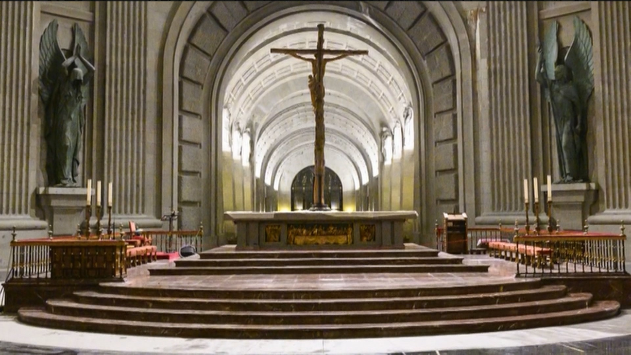 Poco público en la reapertura del Valle de los Caídos tras la exhumación de Franco