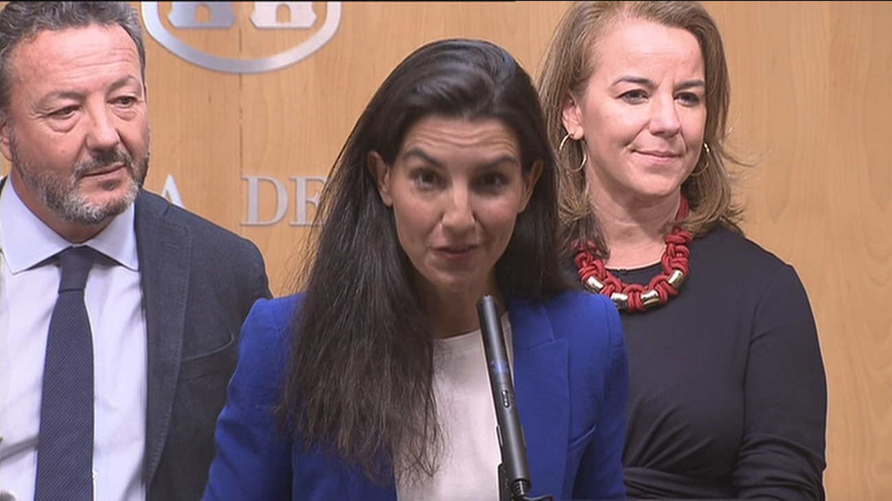 Monasterio especifica que se colegió como arquitecta en 2009