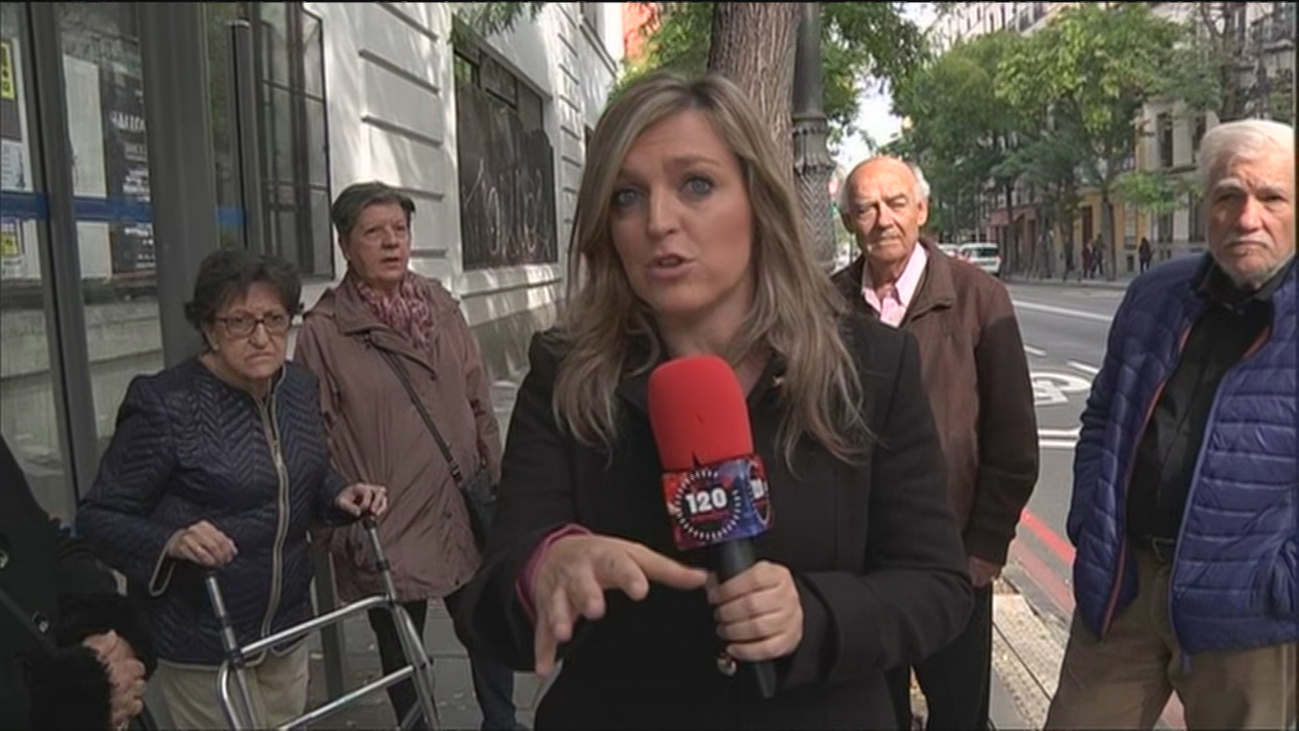 Vecinos de Las Vistillas se quejan de que las obras de Plaza España han suprimido varias paradas de EMT