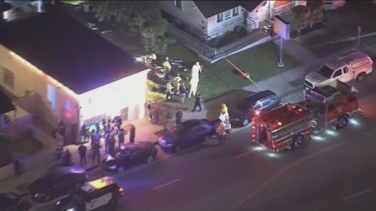 Al menos 3 muertos y 9 heridos en un tiroteo en California