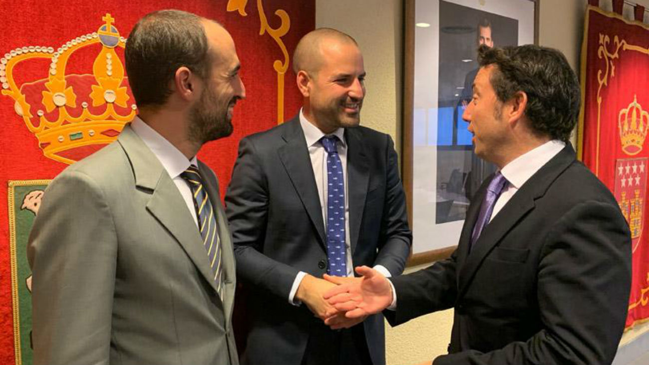 El alcalde de Majadahonda y el concejal de Hacienda