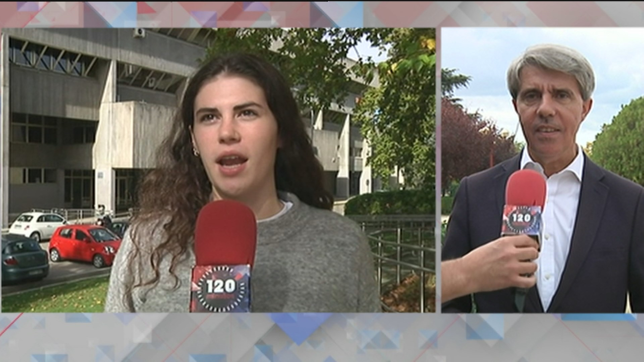 Ángel Garrido responde a las dudas de los usuarios del Metro