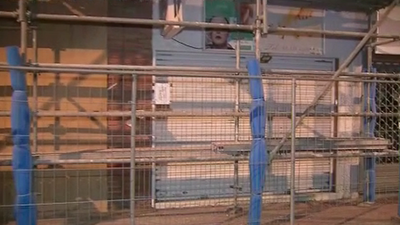 Sin poder volver a su casa un año después de la explosión de un restaurante en Pozuelo