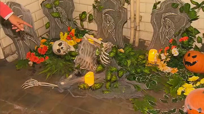 Un Halloween bajo tierra en el Metro de Madrid