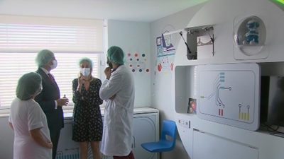 Juegaterapia instala 'estaciones lunares' en habitaciones para niños con cáncer del Hospital La Paz