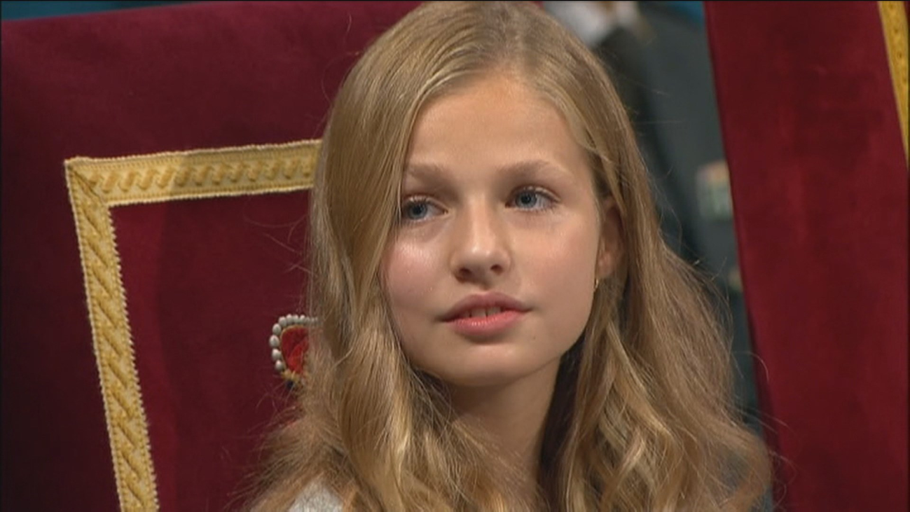 Estreno de la infanta Leonor en Cataluña en la entrega de los premios Princesa de Gerona