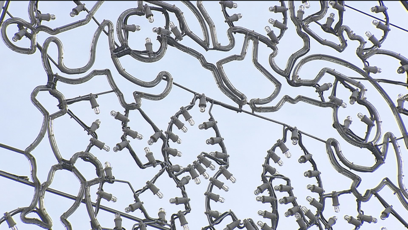 Ya están instaladas las luces de Navidad, se encienden a partir del 22