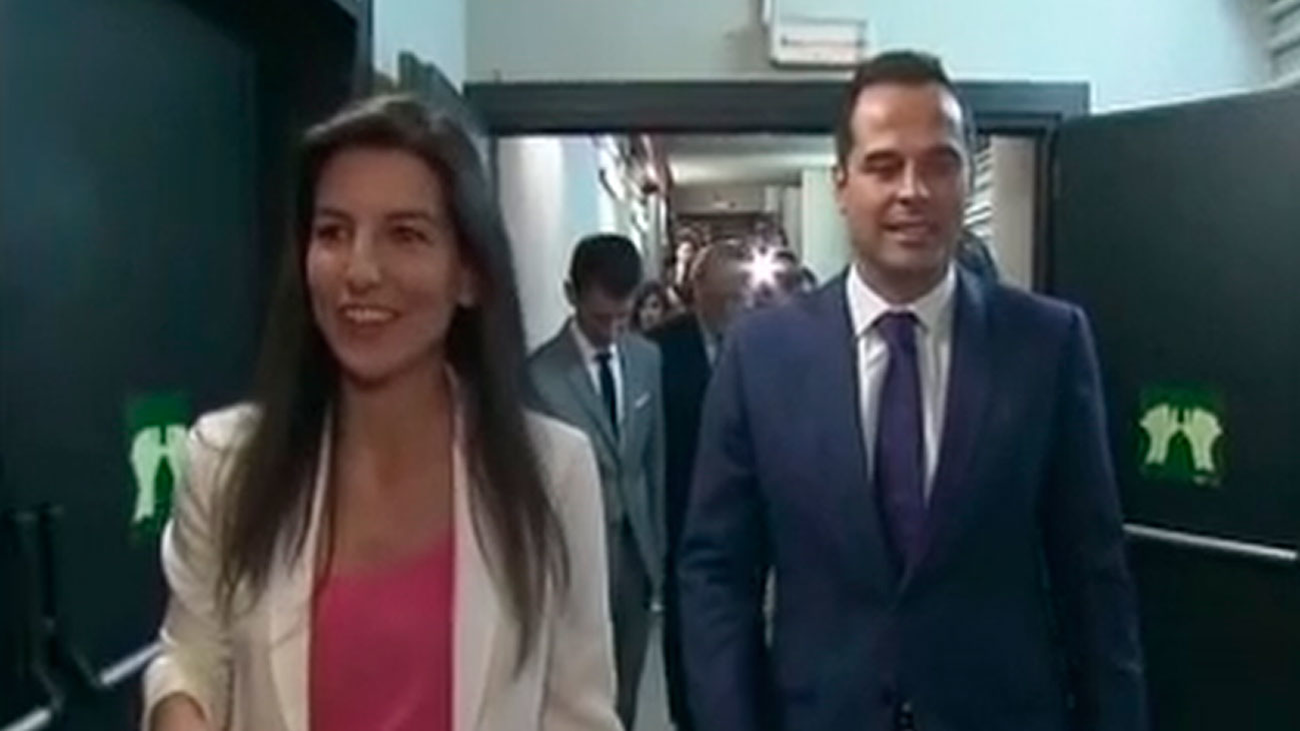 Aguado vivió en un loft "irregular" que diseñó el estudio de Monasterio, según El País