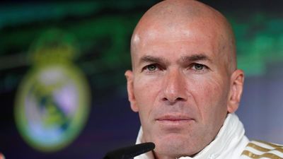 Zidane vuelve a hablar de Bale y James