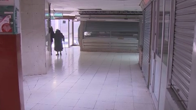 El Mercado de La Elipa cierra tras más de 50 años de historia víctima de una denuncia vecinal