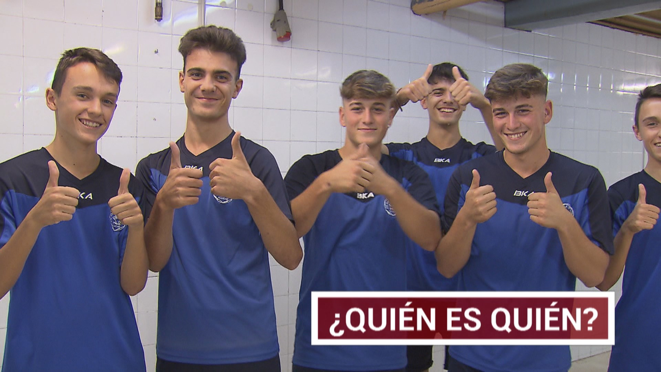 Tres pares de gemelos juegan juntos en el Aluche