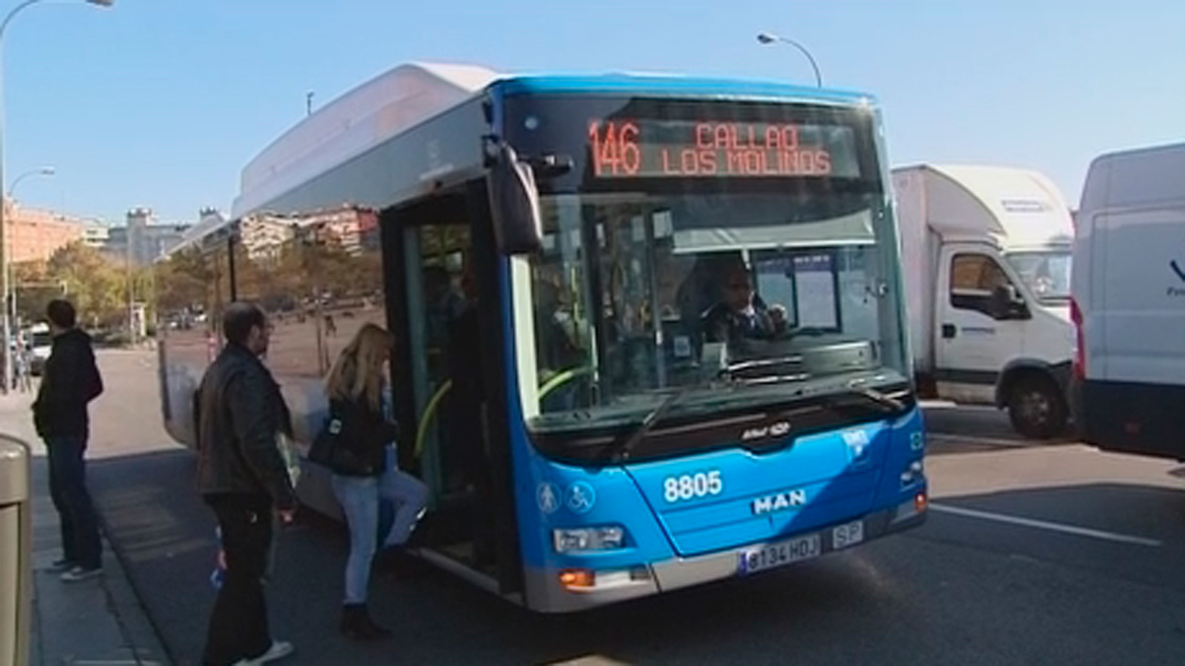 El Ayuntamiento de Madrid pide a los sindicatos que desconvoquen la huelga en la EMT para ir al diálogo