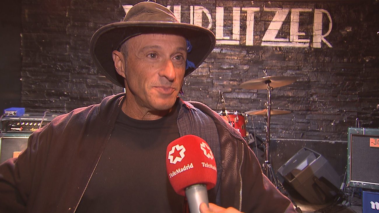 Dan Bern perdió varios dedos, pero sus fans han logrado que vuelva a tocar música