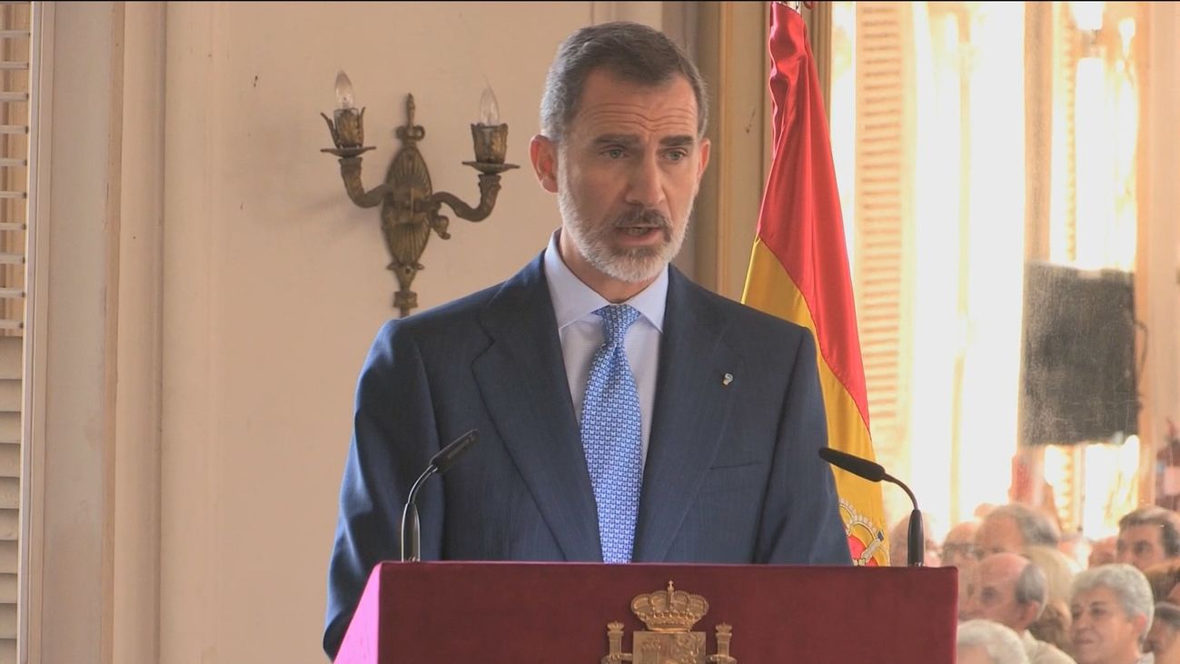 El rey da negativo en la prueba PCR, aunque seguirá en cuarentena