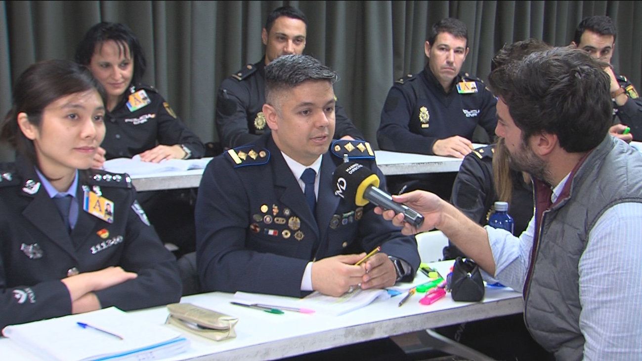 Policías de Erasmus en la Academia de Ávila