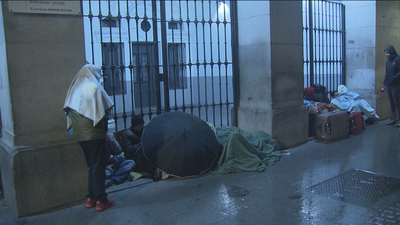 Madrid vuelve a estar "desbordado" con la llegada de refugiados, 68 familias por semana