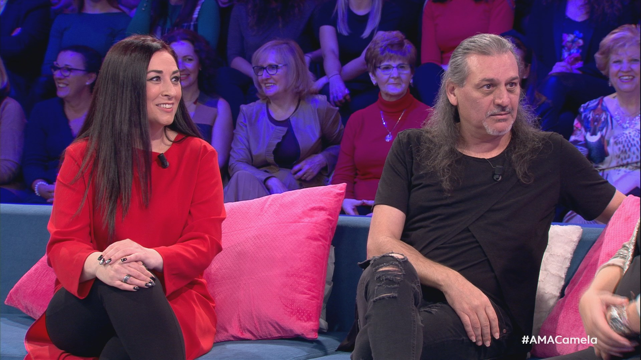 Dioni, de Camela: "Los fans han llegado a cogerme mechones de pelo"