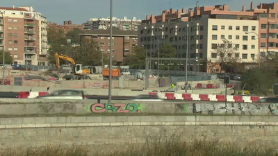 Retenciones en la M-30 a su paso por el Calderón como consecuencia de las obras