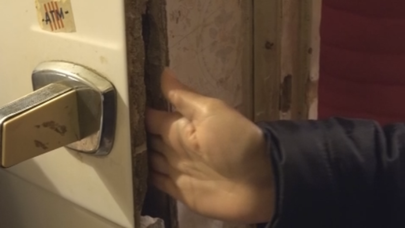 350€ por vivir en una infravivienda como esta en Vallecas