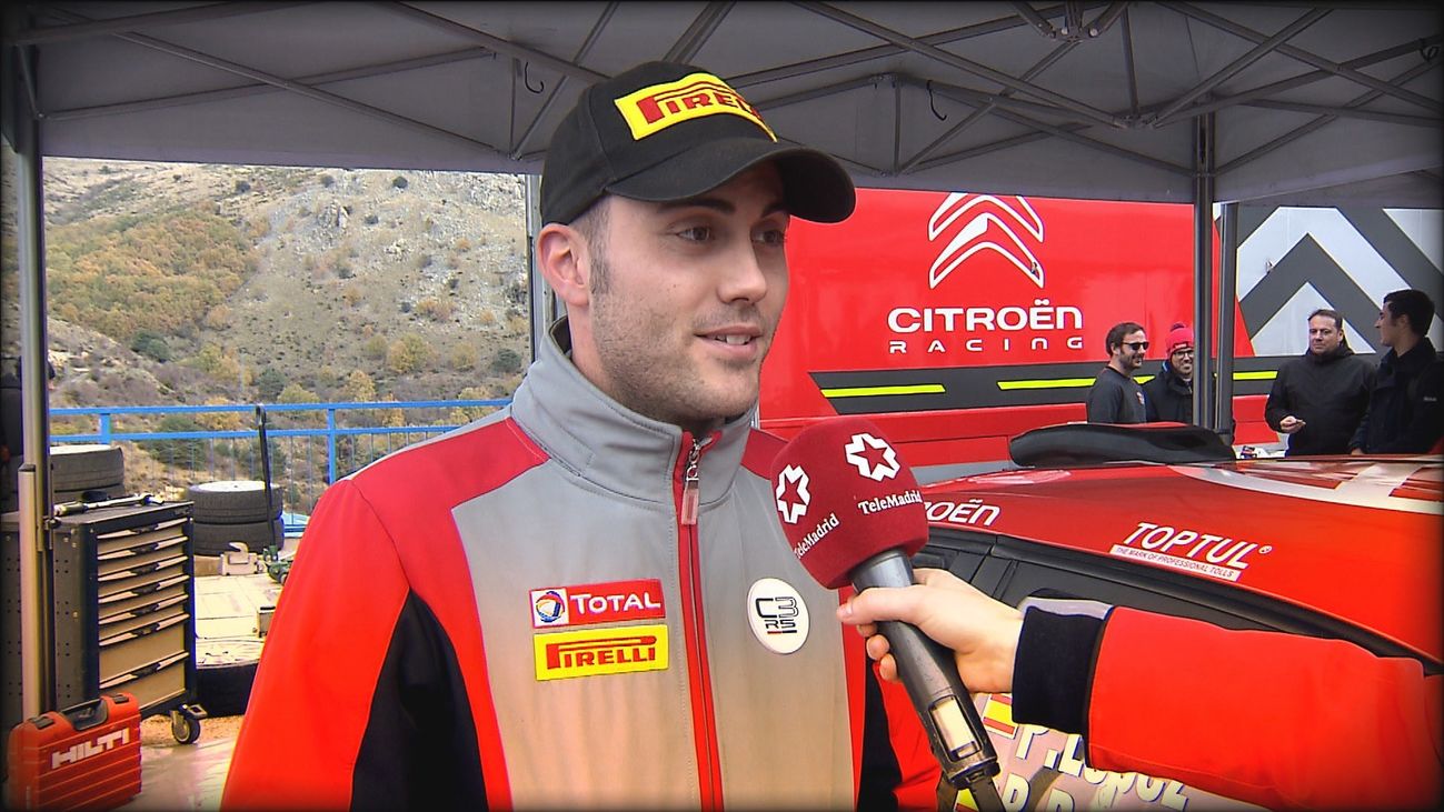 Pepe López, ganador, y Alberto Monarri, tercero, analizan el Rally de Orense