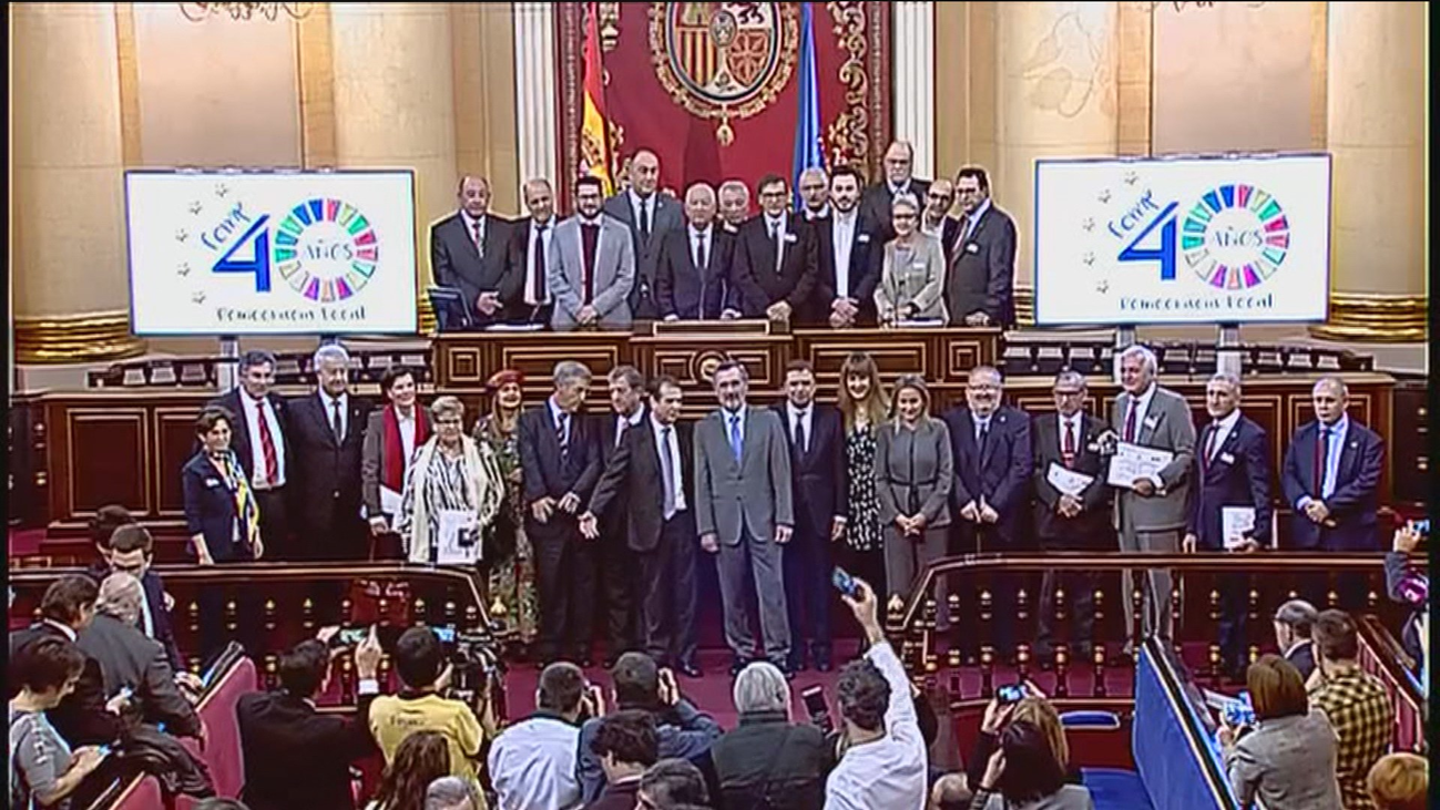 Homenaje en el Senado a los alcaldes desde 1979