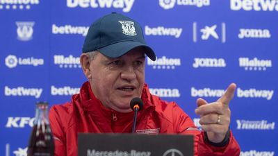 Aguirre: "Cualquiera daría un dedo por jugar contra el Barça"