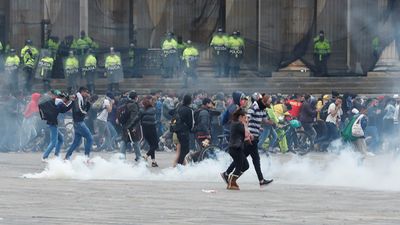 Al menos 3 policías muertos y 7 heridos en un atentado en el suroeste de Colombia