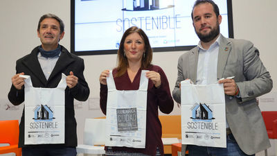 Fuenlabrada repartirá 75.000 bolsas biodegradables para ahorrar 400 kilos de plásticos