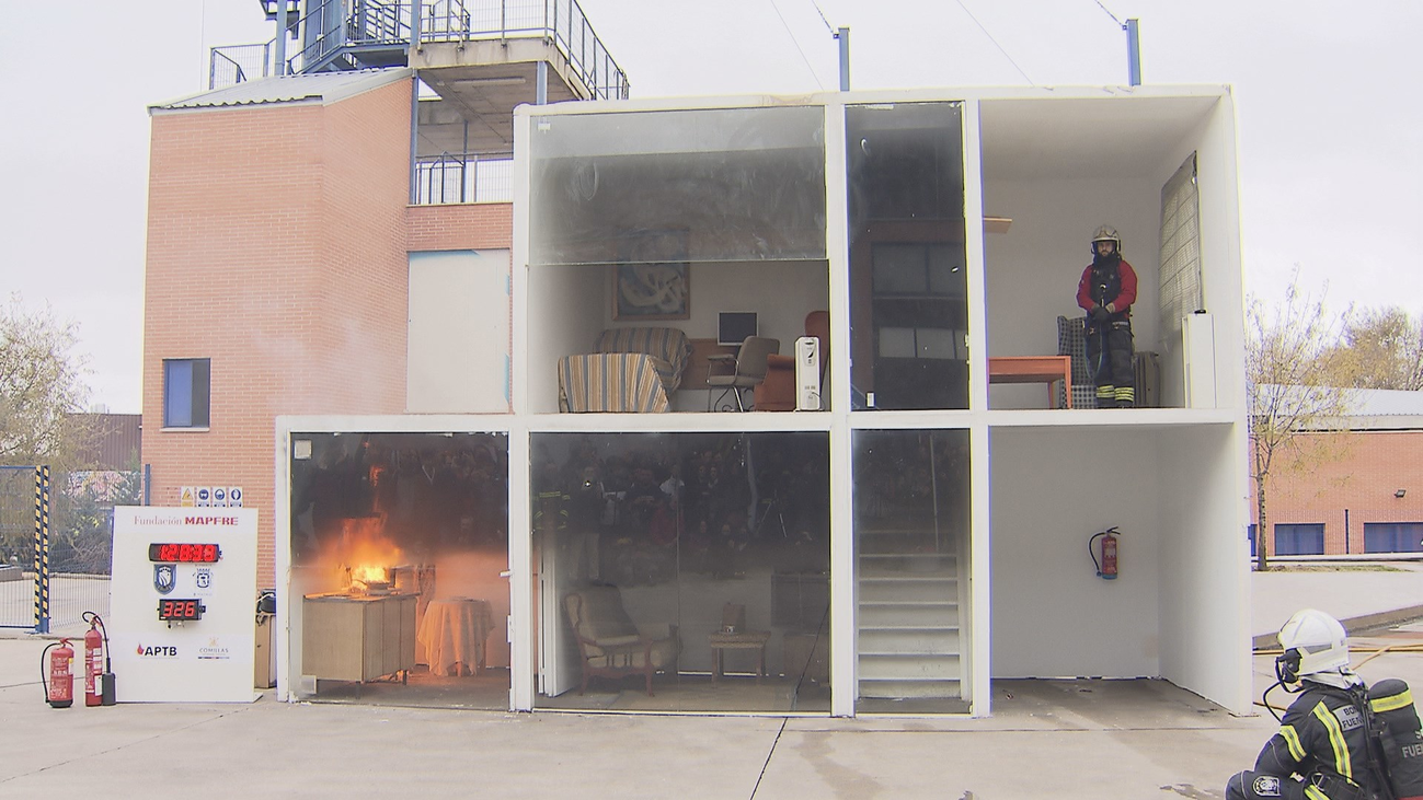 Fuenlabrada vive primer simulacro en España de un incendio de una vivienda de dos plantas