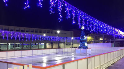 Tres Cantos inaugura una pista de hielo para la Navidad
