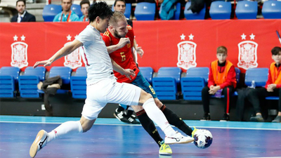 9-1. Torrejón disfruta de la paliza de España a Japón