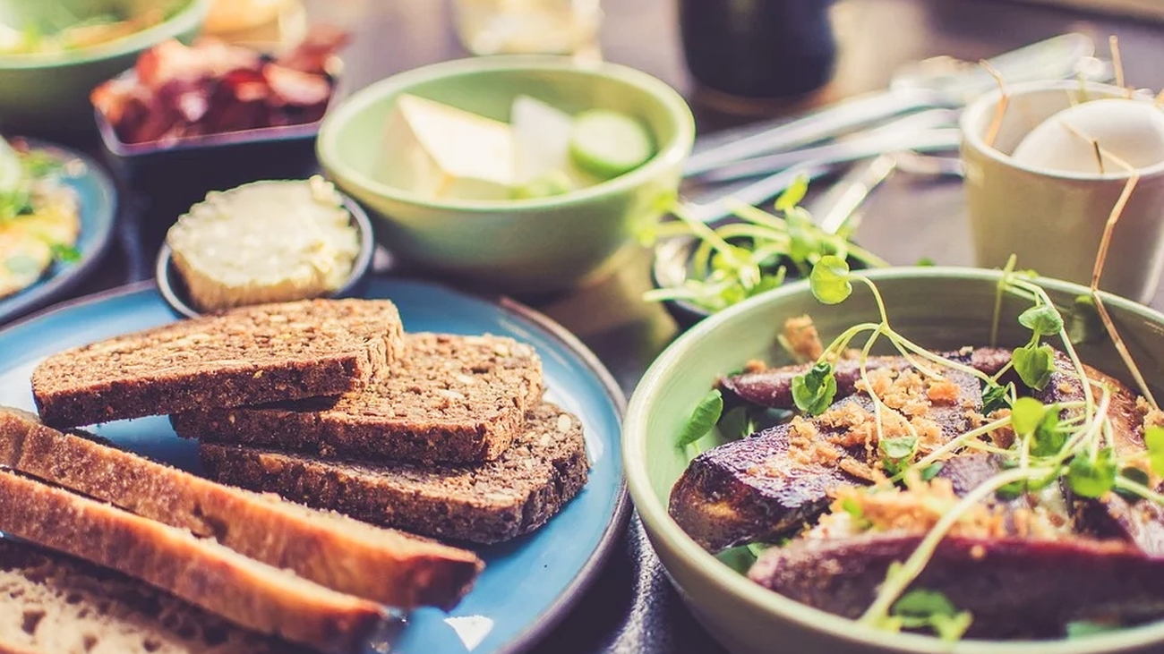 Qué alimentos nos benefician según nuestra edad