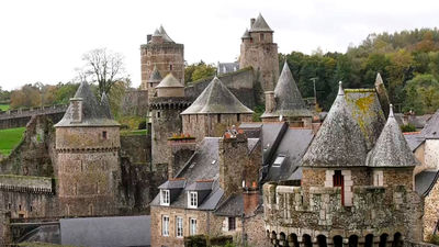 Bosque de Broceilande y fortaleza de Fougères, dos lugares de cuento