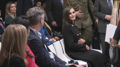 La Reina Letizia visita  la Cumbre del Clima de Madrid