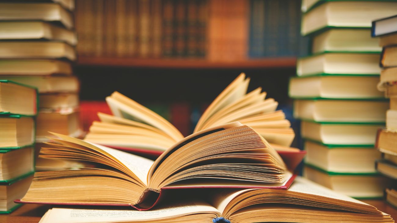 Paracuellos pone en marcha una Feria del Libro Digital con los autores locales