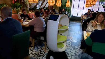 El primer robot camarero de España está en Madrid
