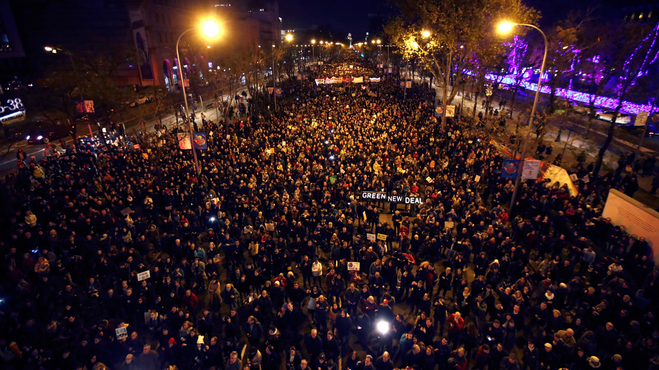 Medio millón de personas participan en una 'Marcha por el Clima' de Madrid