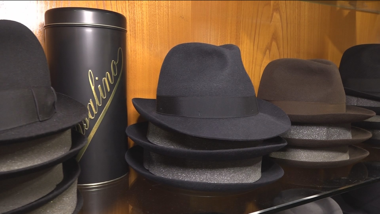 Nos colamos en una de las sombrererías más antiguas de Madrid