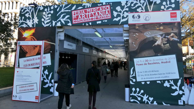 Recoletos acoge un mercadillo navideño artesanal