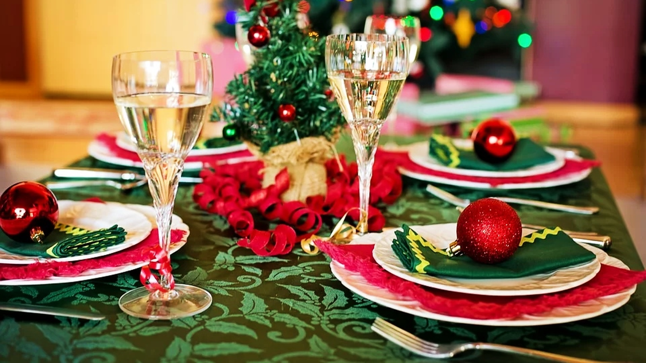 Qué debemos hacer y qué no a la hora de montar la mesa de Navidad