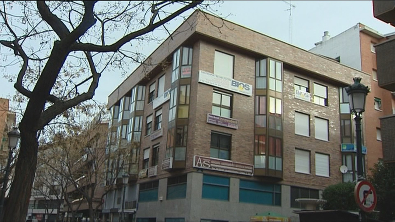 La Comunidad de Madrid rehabilitará 4.615 viviendas en 23 municipios y construirá otras 372 para alquiler