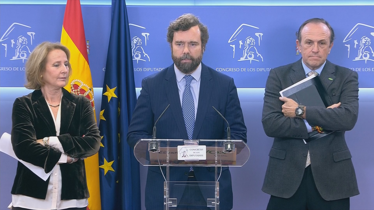 Vox avisa que no habrá presupuestos sin negociación en Madrid y en Murcia