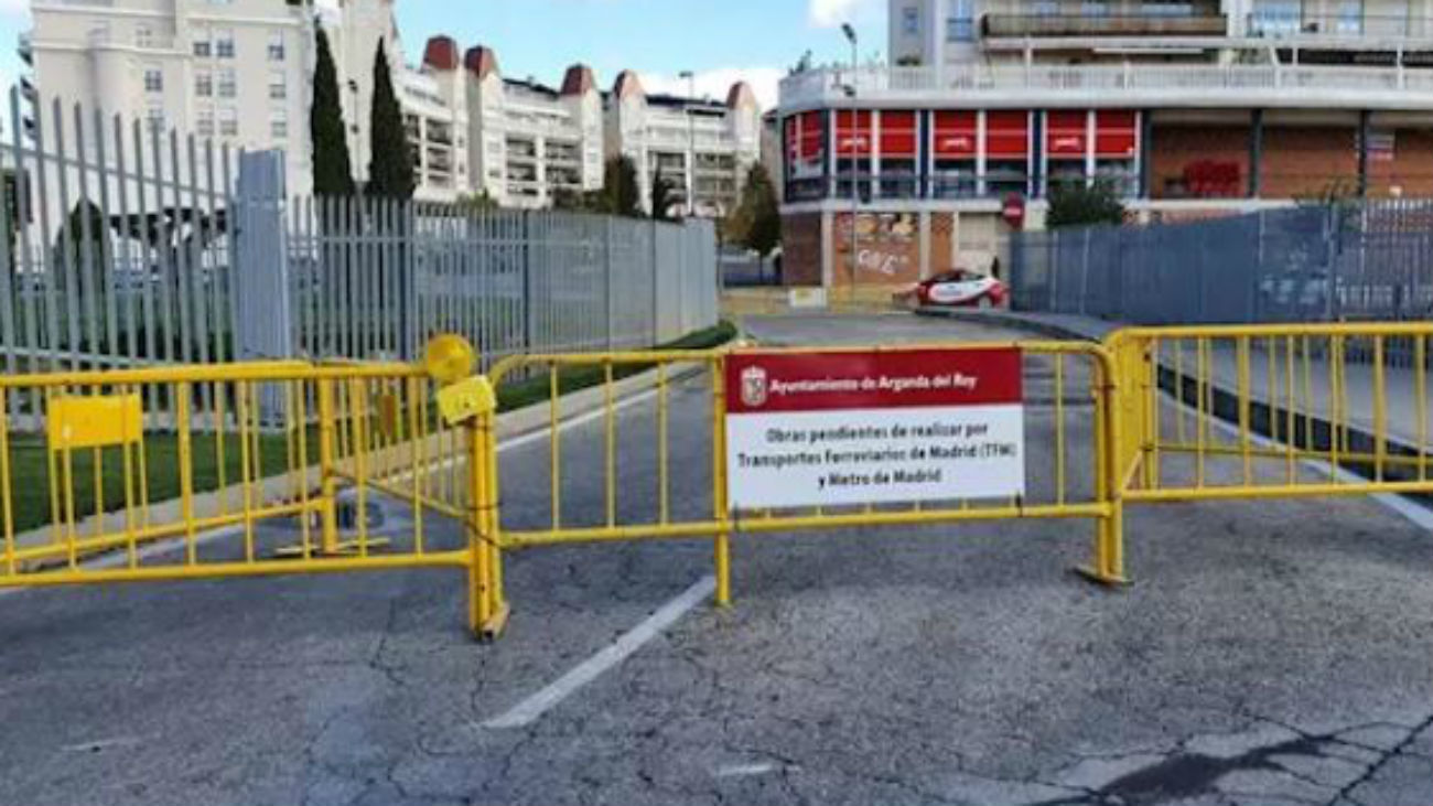 'Guerra' entre Metro de Madrid y el Ayuntamiento de Arganda por un cartel