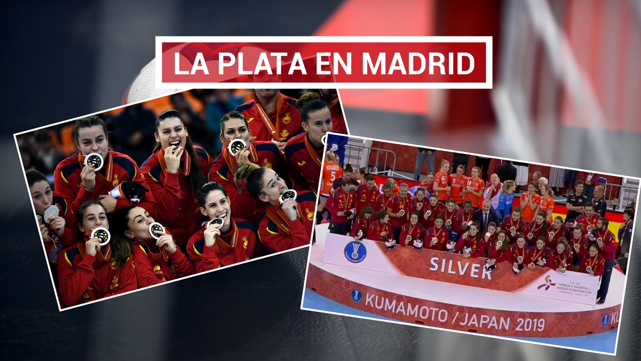 Las 'Guerreras' reciben el cariño de cientos de aficionados en Barajas