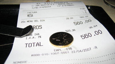 ¿Tributan las propinas a Hacienda?