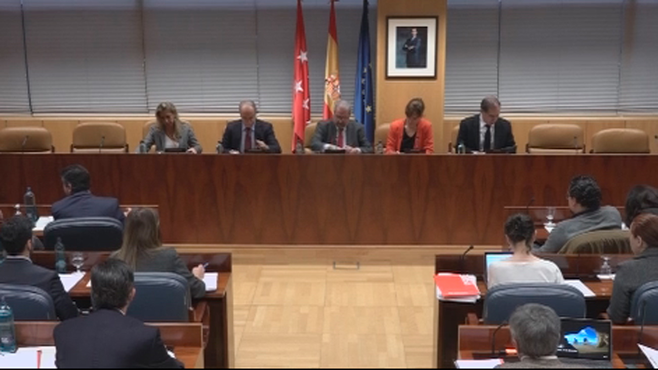 Dos expresidentes de Avalmadrid comparecen en la comisión de investigación de la Asamblea