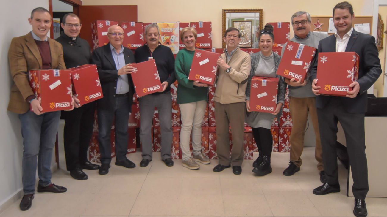 Torrejón entrega a Cáritas 500 cestas con alimentos para las familias más necesitadas
